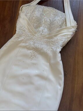 Stunning Vintage Bridal Gown
